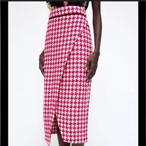 Zara Pink Tweed Pencil Skirt